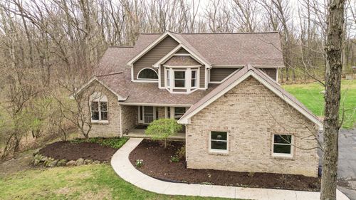 11460 Hearthside Dr, Pinckney, MI, 48169-8745 | Card Image