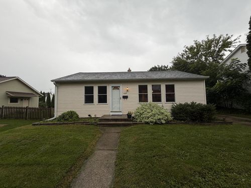 1028 8th Avenue, Grafton, WI, 53024 | Card Image