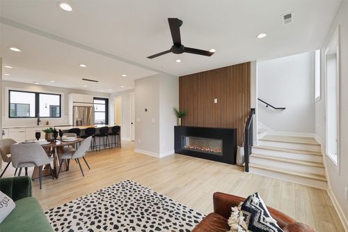 4836 Ingersoll Ave, Des Moines, IA, 50312-2024 | Card Image