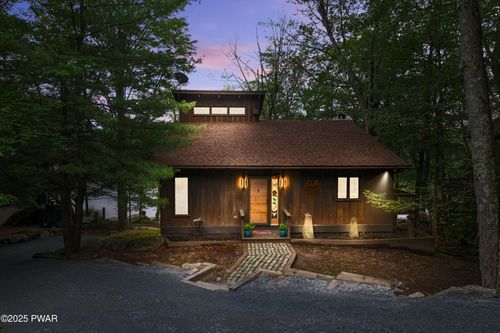 1112 Aquarius Dr, Lake Ariel, PA, 18436-8005 | Card Image