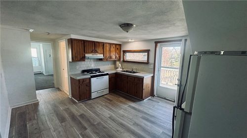 2-968 Plainfield St, Johnston, RI, 02919-6701 | Card Image