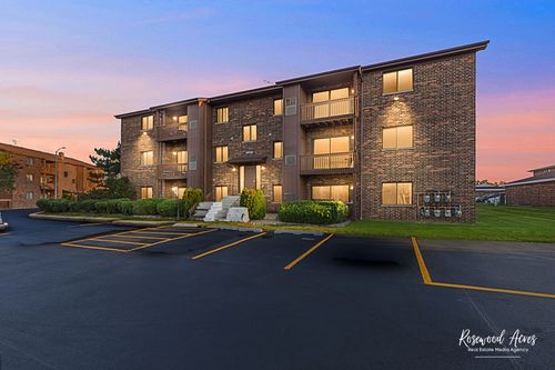 apt-2-15718 Peggy Ln, Oak Forest, IL, 60452-3178 | Card Image