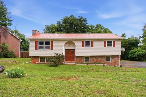 236 Royal Dr, Kingsport, TN, 37663-3559 | Card Image