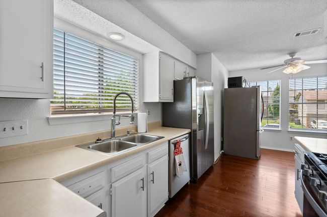 8559 Red Willow Dr, House other with 3 bedrooms, 3 bathrooms and 6 parking in Austin TX | Image 9