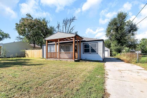 757 N Dougherty Ave, Wichita, KS, 67212-2065 | Card Image