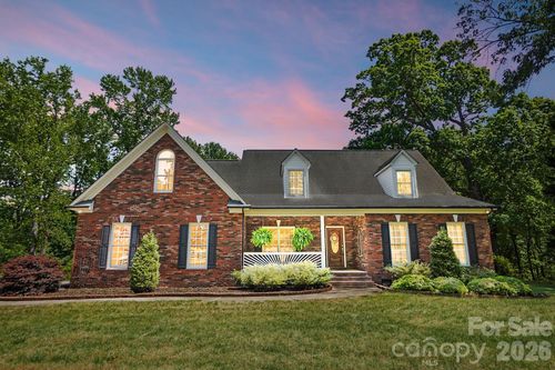 13901 Cabarrus Station Rd, Midland, NC, 28107-8229 | Card Image