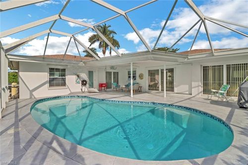 4556 Lakewood Blvd, NAPLES, FL, 34112-5264 | Card Image