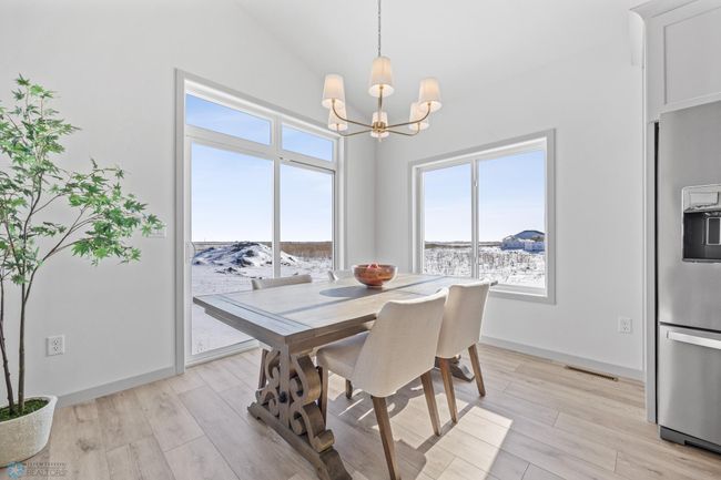 Dining | Image 18