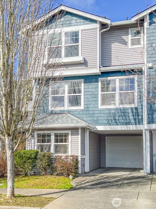 7005 Holly Park Dr S, Seattle, WA, 98118-3525 | Card Image
