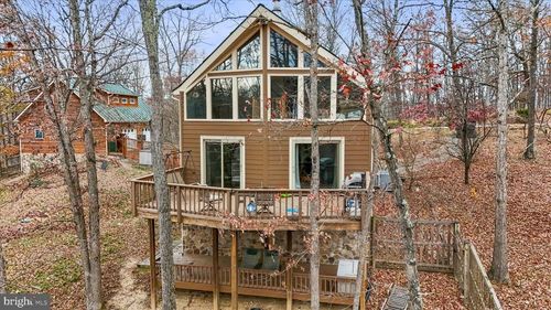 1944 Crossings View Rd, PAW PAW, WV, 25434-8720 | Card Image