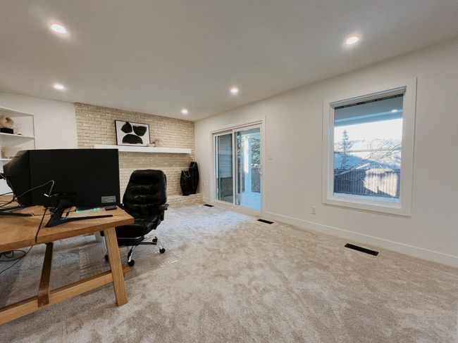 52 Patterson Cres Sw, House other with 5 bedrooms, 4 bathrooms and 4 parking in Calgary AB | Image 33