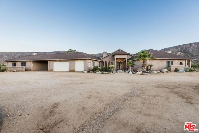 3569 Calmada Rd, House other with 6 bedrooms, 7 bathrooms and null parking in Pioneertown CA | Image 6