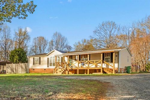 6381 Eagle Landing Dr, Trinity, NC, 27370-7835 | Card Image