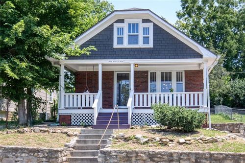 4707 Wyoming St, Kansas City, MO, 64112-1138 | Card Image