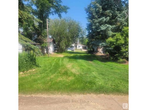 5409 51 Ave, Lamont, AB, T0B0G8 | Card Image