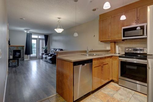 309-10 Hemlock Crescent Sw, Calgary, AB, T3C2Z1 | Card Image