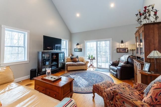 A - 80 Mechanic St, Condo with 3 bedrooms, 3 bathrooms and 3 parking in Foxborough MA | Image 11