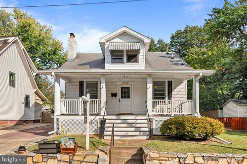 3109 8th St N, ARLINGTON, VA, 22201-2020 | Card Image