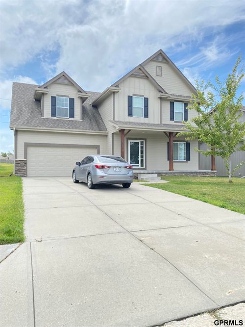 17025 Centennial Rd, Omaha, NE, 68136-1497 | Card Image