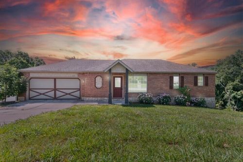 223 Roundhill Rd, Branson, MO, 65616-7353 | Card Image