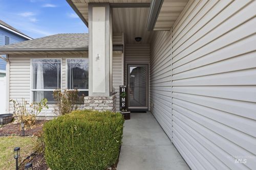 10922 Cocoon St, Nampa, ID, 83687 | Card Image
