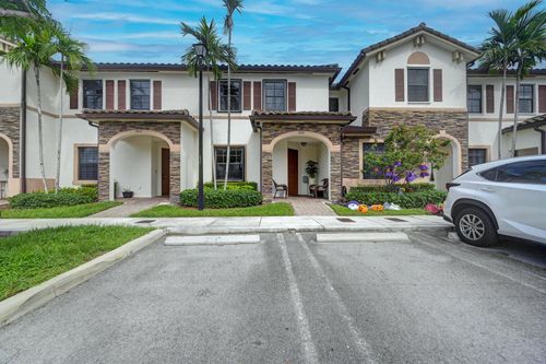 3335-3335 W 93rd Pl, Hialeah, FL, 33018-2074 | Card Image