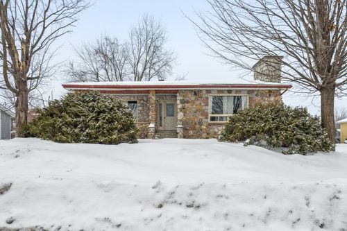 96 Rue Marie-Josée, Terrebonne, QC, J6Y1K6 | Card Image