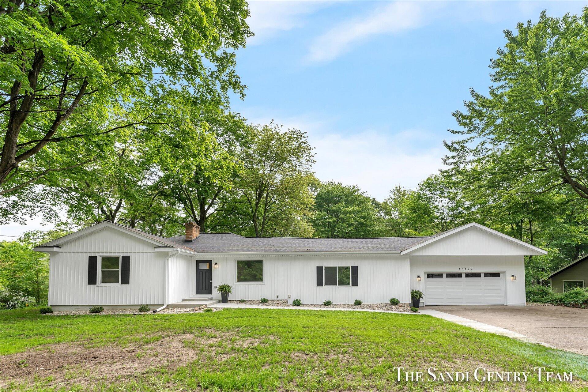 Fruitport Rd, Spring Lake, MI 49456