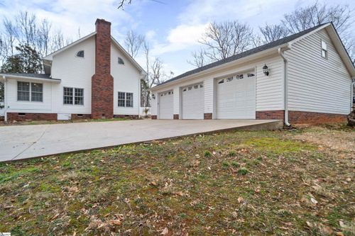 245 Kelli Ct, Pacolet, SC, 29372-2449 | Card Image