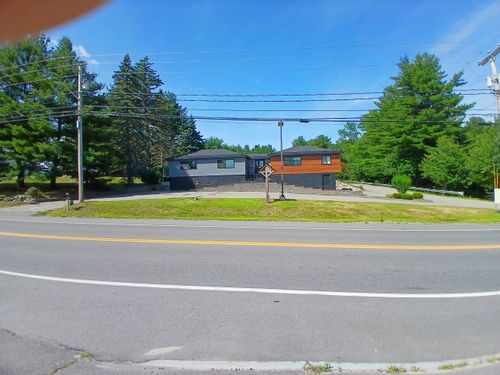 6 Main St, Atkinson, NH, 03811-2514 | Card Image