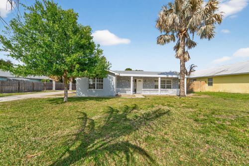 9035 Se Athena St, Hobe Sound, FL, 33455-5501 | Card Image