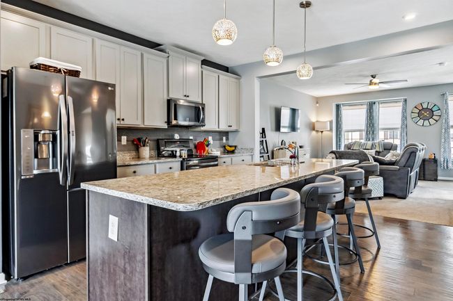 230 Tide Way, Townhouse with 3 bedrooms, 4 bathrooms and 2 parking in Morgantown WV | Image 12