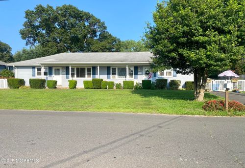 1406-14041406 Treeneedle Rd, Point Pleasant Boro, NJ, 08742-3449 | Card Image
