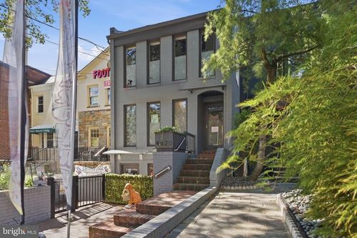 4820 Macarthur Blvd Nw, WASHINGTON, DC, 20007-1517 | Card Image