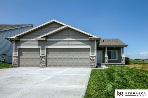 11106 Portage Drive, Papillion, NE, 68046 | Card Image