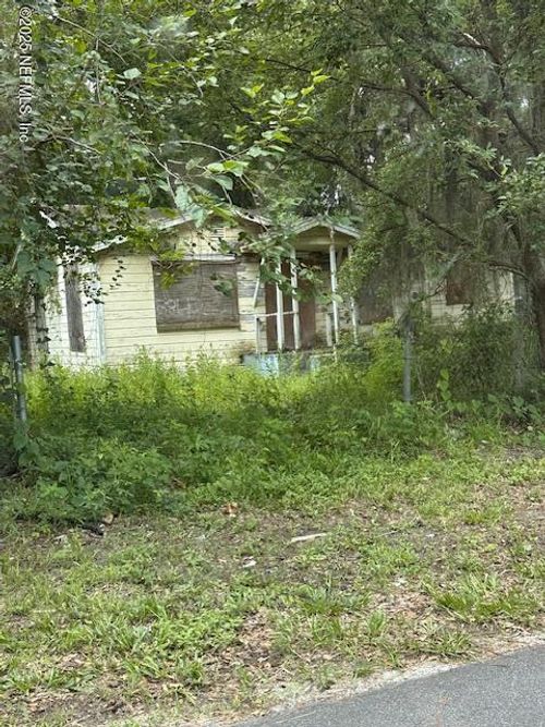 3842 Beverly Ave, Jacksonville, FL, 32208-1204 | Card Image