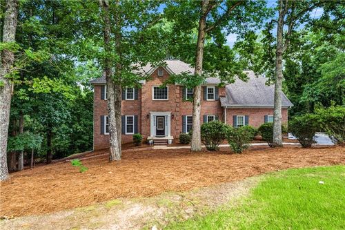 5525 Hampstead Way, Johns Creek, GA, 30097-5701 | Card Image