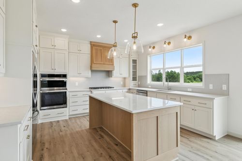 21928 Edison St Ne, Cedar, MN, 55011 | Card Image