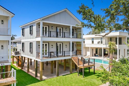 577 Maria, Gulfport, MS, 39501 | Card Image