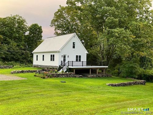 15 N Brook St, Hampton, CT, 06247-3600 | Card Image