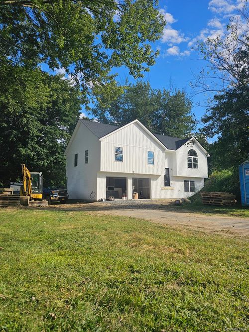 17 Carpenter Rd, Rock Tavern, NY, 12575-5224 | Card Image