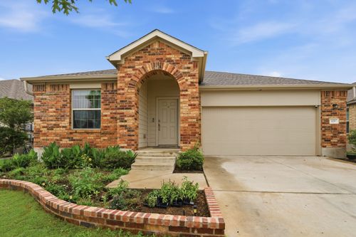 129 Esparza Dr, Bastrop, TX, 78602-2078 | Card Image