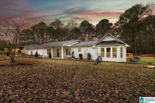 1610 Park Ave, Moody, AL, 35004-2805 | Card Image