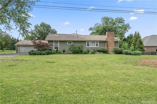 1198 Social Row Rd, Washingtn Twp, OH, 45458-3932 | Card Image