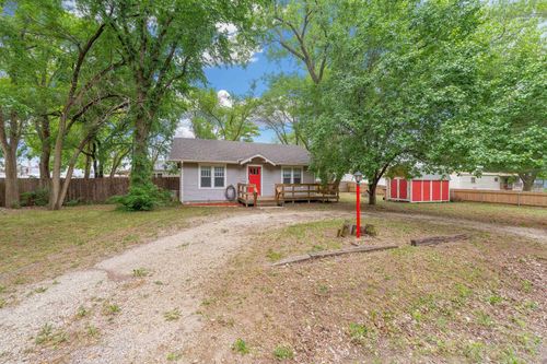 103 W 57th St N, Wichita, KS, 67204-2101 | Card Image
