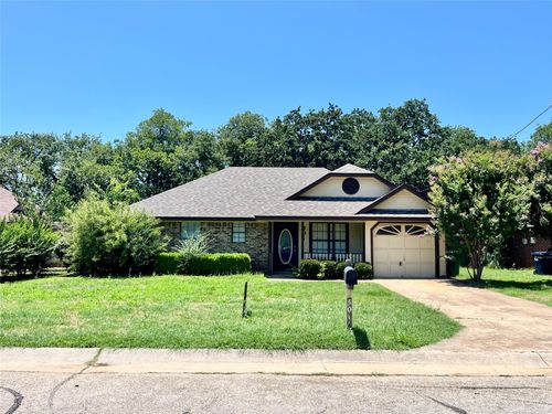 301 Joshua St, Denton, TX, 76209-4871 | Card Image