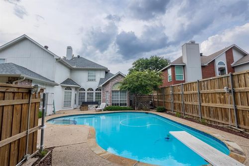 1441 Susan Ln, Carrollton, TX, 75007-2738 | Card Image