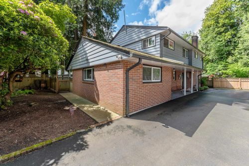 9573 139 Street, Surrey, BC, V3V5X7 | Card Image