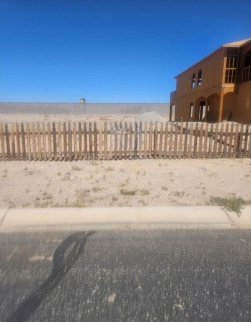 10638 S River Terrace Dr, Mohave Valley, AZ, 86440-9529 | Card Image