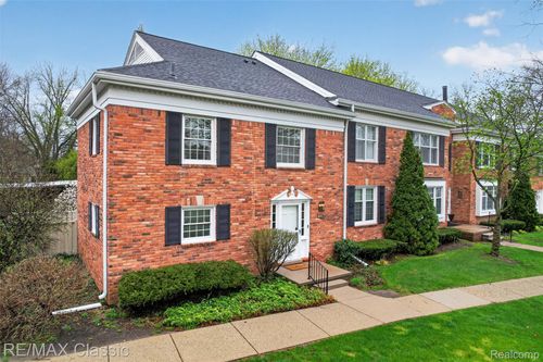 1460 Trailwood Path, Bloomfield Hills, MI, 48301-1729 | Card Image